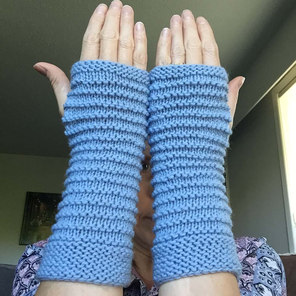 Fingerless mitts.